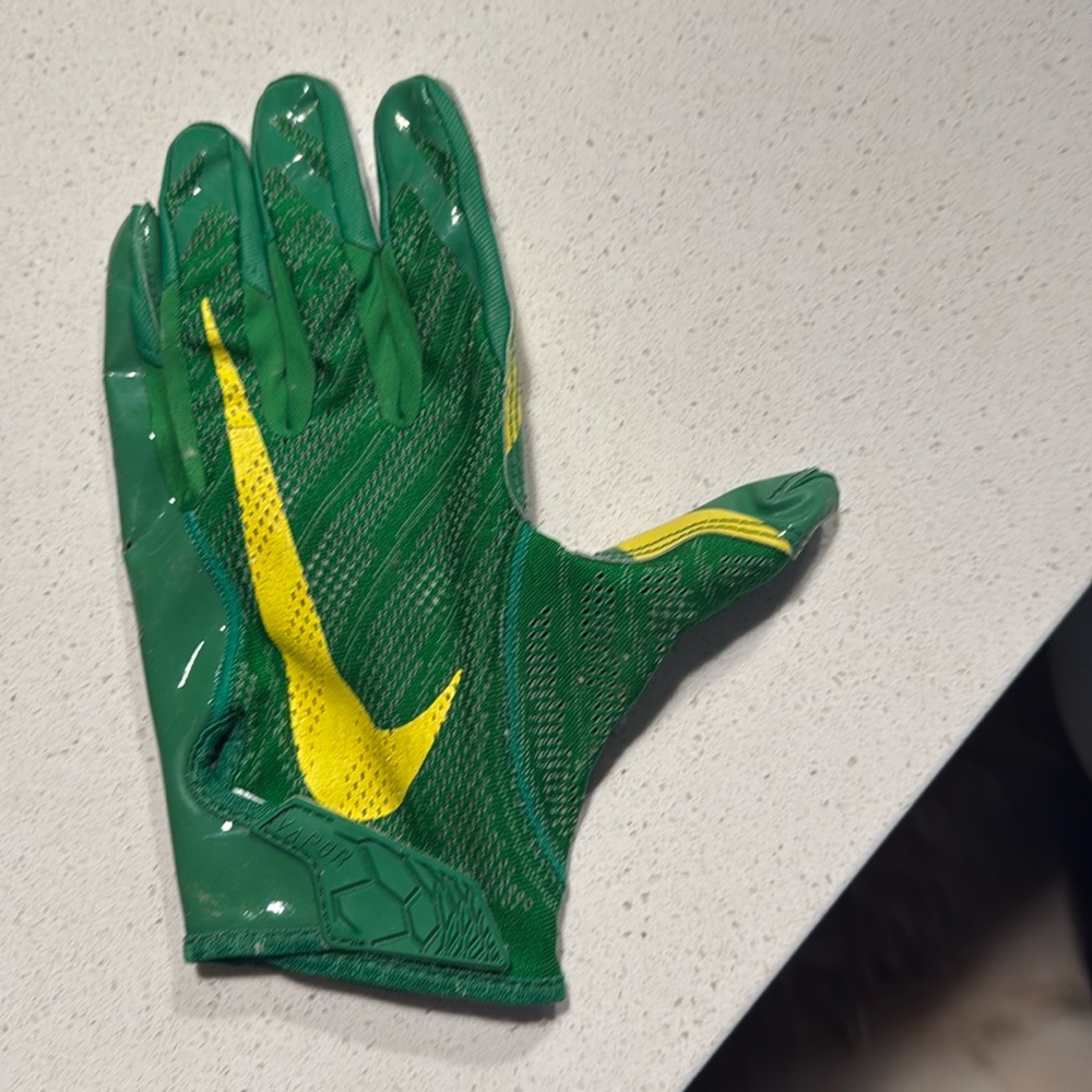 2xl oregon glove only left
